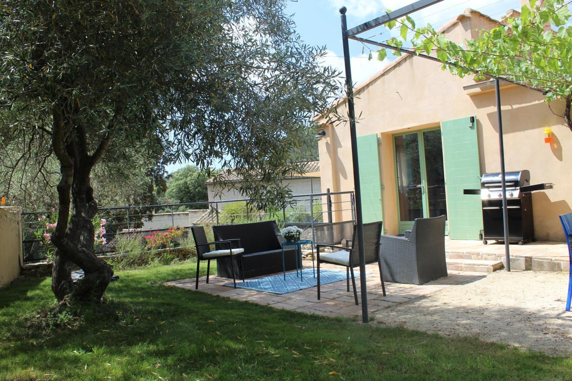 Villa Pierre Blanche Le Calme A 5Mn Du Centre Ville 尼姆 外观 照片